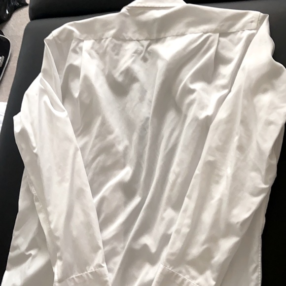 Uniqlo White Dress Shirt - Picture 4 of 4